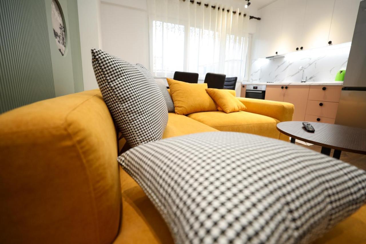 Tirana Center Apartment - Your Cosy Corner Экстерьер фото